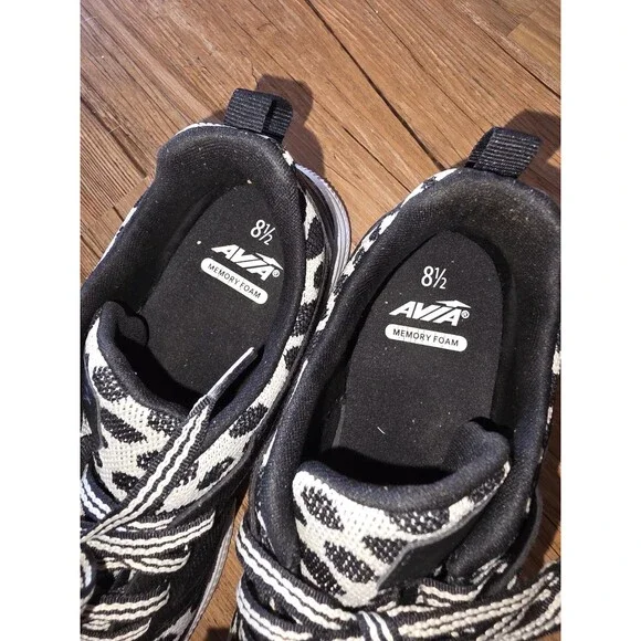 Women’s Avia Deluxe Memory Foam Athletic Shoes, Size 8.5  Leopard - Picture 9 of 10